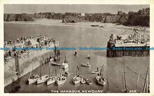 R647987 Newquay. Der Hafen