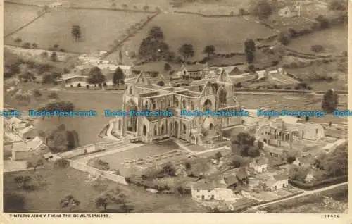 R647989 Tintern Abbey von der Teufelskanzel