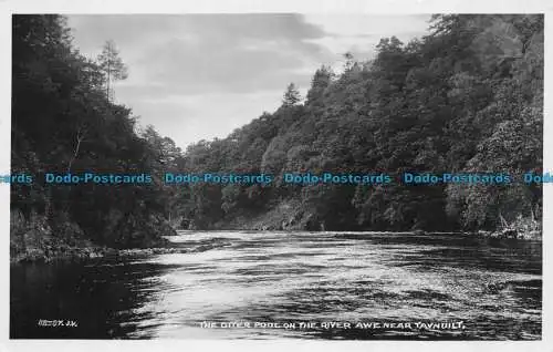 R144291 Der Otterpool im Fluss Awe in der Nähe von Taynuilt. Valentine XL. RP