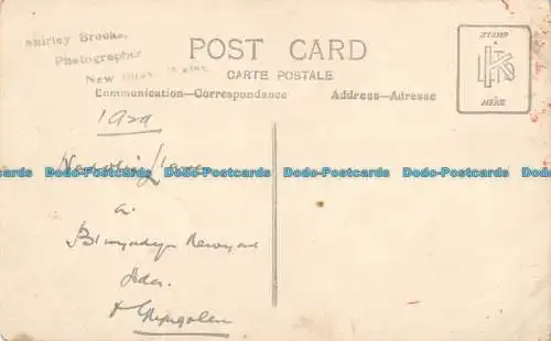 R144568 Alte Postkarte. Frau und Mann