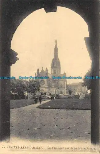 R145545 Sainte Anne d Auray. Die Basilika mit Blick auf die Scala Sancta. G. Artaud