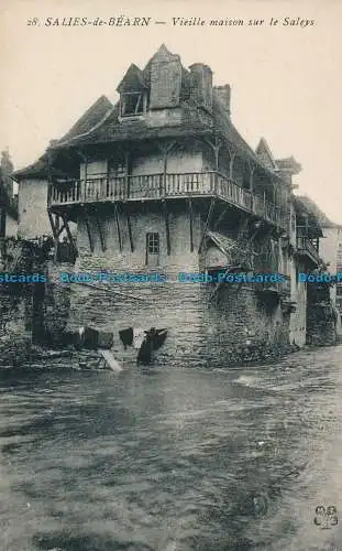 R144845 Salies de Bearn. Altes Haus am Saleys. Nr. 28