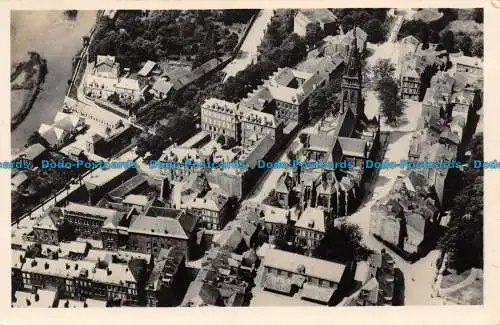 R144850 Mezieres. Luftansicht der Kirche. Marquand. 1938