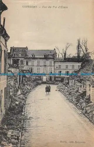 R145731 Soissons. Rue du Pot d Etain