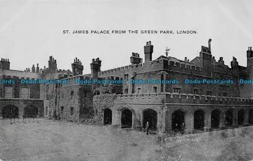 R145975 St. James Palace aus dem Grünen Park. London