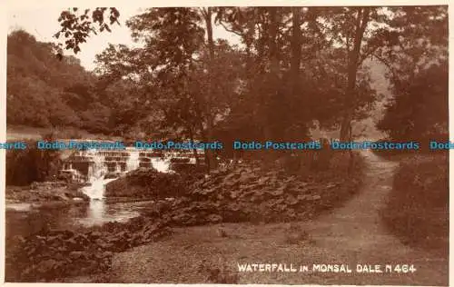 R145430 Wasserfall in Monsal Dale