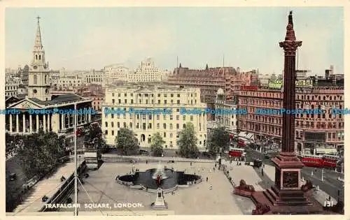 R147531 Trafalgar Square. London