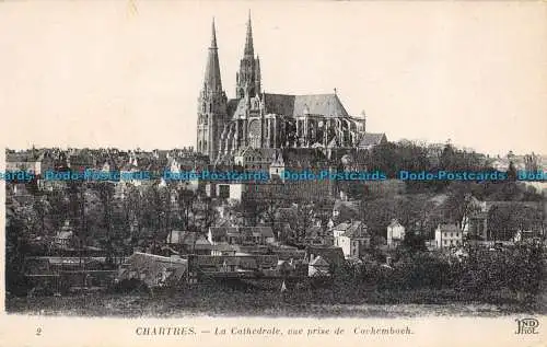 R148202 Chartres. Die Kathedrale mit Blick auf Kaschembach. ND