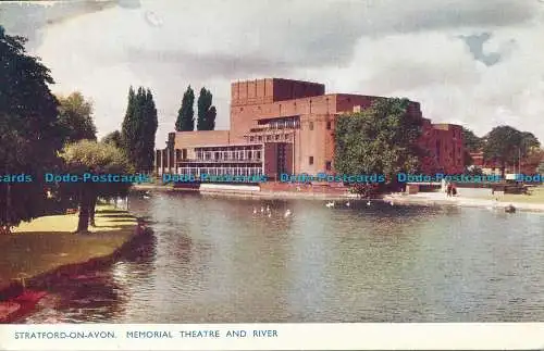 R148778 Stratford on Avon. Gedenktheater und Fluss. Photochrom