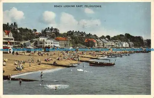 R148991 Strand mit Ostblick. Felixstowe. Dennis