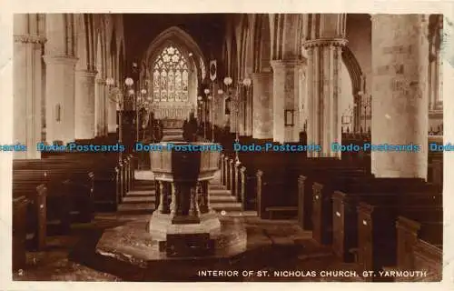 R148600 Innenraum der Nikolauskirche. gt. Yarmouth. RP. 1929