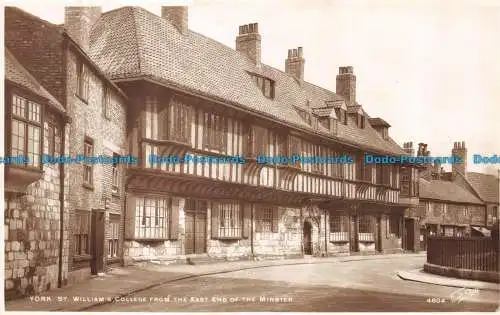 R149712 York. St. Williams College vom East End des Münsters. Walter Scot