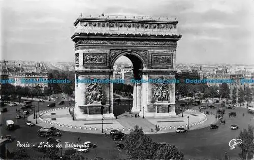 R150569 Paris. Der Arc de Triomphe. RP