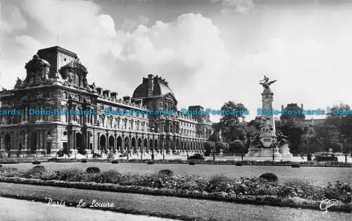 R150843 Paris. Der Louvre. RP