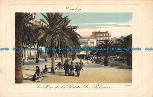 R151212 Toulon. Der Place de la Liberte. Die Palmen. LL