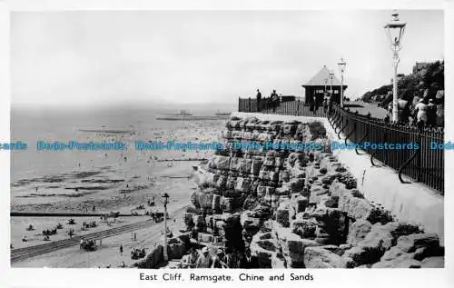 R151923 East Cliff Ramsgate. China und Sands. A.H. und S. Paragon. RP