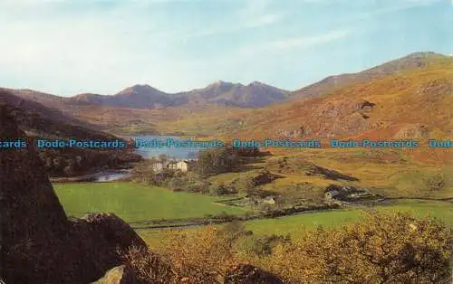 R153268 Snowdon von Capel Curig. Lachs