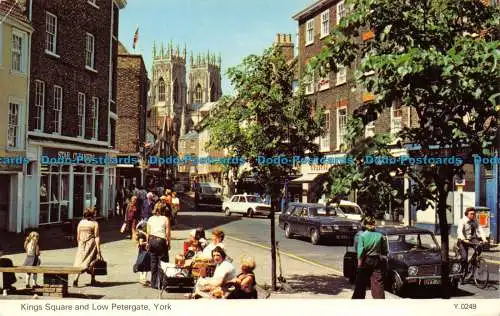 R153327 Kings Square und Low Petergate. York. Dennis. 1982