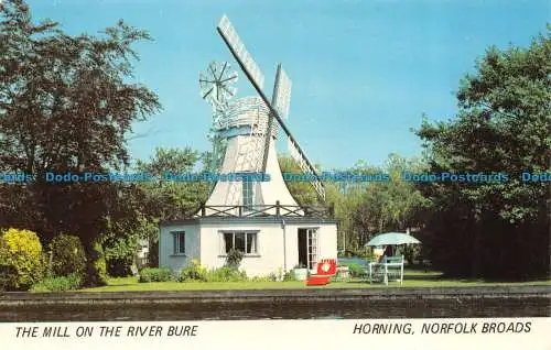 R153449 Die Mühle am Fluss Bure. Horning Norfolk Broads. Saphir