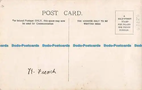 R152812 alte Postkarte. Frau mit Hut