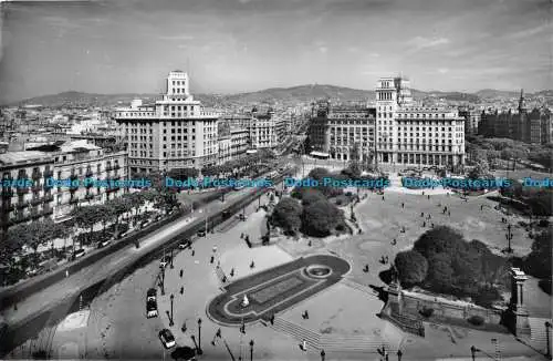 R154330 Katalonischer Platz. Barcelona. 1958