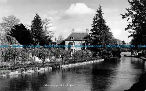 R155357 Bourton auf dem Wasser