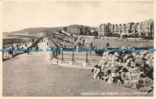 R158305 Grand Hotel und westliche Rasenflächen. Eastbourne