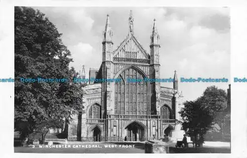 R160862 Kathedrale von Winchester. Westfront. RP