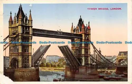 R160115 Tower Bridge London. 1942