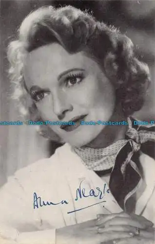 R161599 Anna Neagle. Prominente