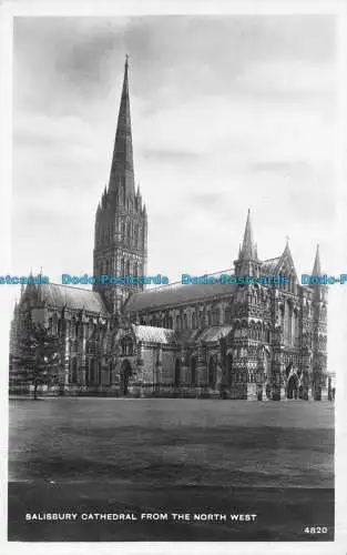 R161917 Kathedrale von Salisbury aus dem Nordwesten. RP