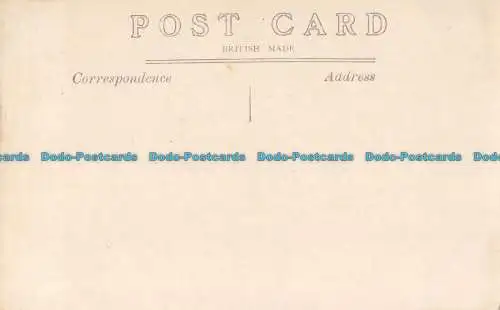 R162126 Alte Postkarte. Frau