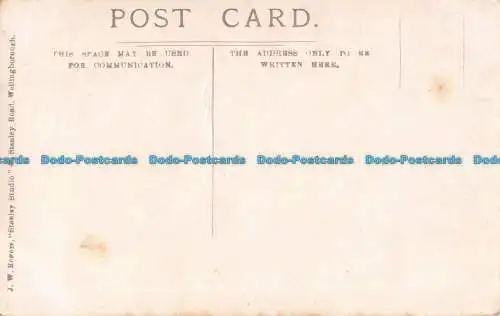 R162232 Alte Postkarte. Frau mit Hut. J.W. Rogers