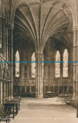 R163399 Lincoln Cathedral. Kapitelhaus. Frith. Nr. 12633B