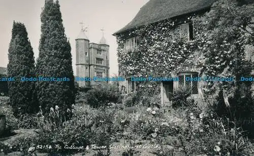 R163026 Das Ferienhaus und der Turm. Schloss Sissinghurst. Sweetman. Domino. Nr. 52154.