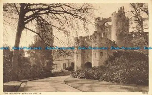 R648547 Warwick Castle. Der Barbican. Walter Scott