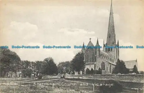 R650350 Snettisham Kirche und Pfarrhaus. Postkarte