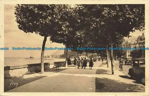 R652978 Evian les Bains. Der Quai du Baron de Blonay. Yvon. 1935