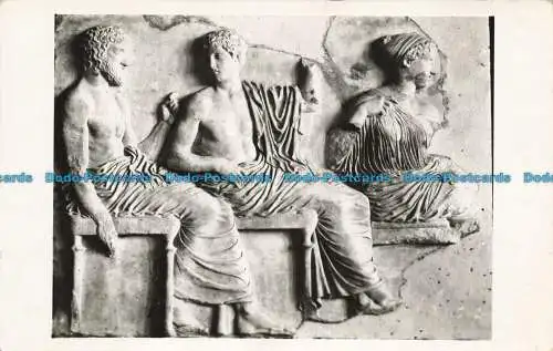 R654138 Museum der Akropolis D Athen. Fries des Parthenon Les Dieux. Von der Gesellschaft