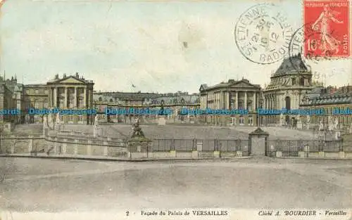 R654405 Fassade des Schlosses Versailles. A. Bourdier. 1912