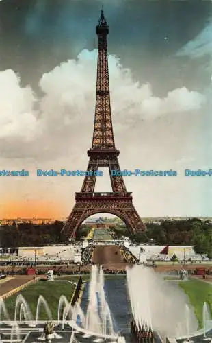 R655963 Paris. Der Eiffelturm. U. A.T