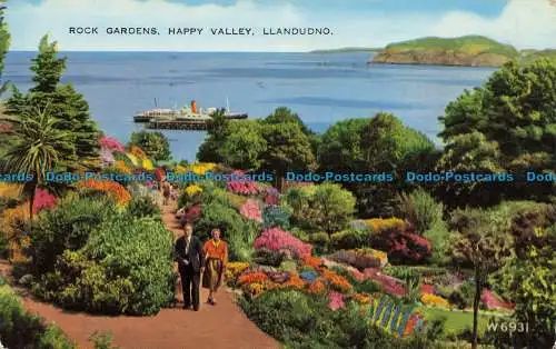 R655288 Llandudno. Happy Valley. Felsengärten. Valentinstag