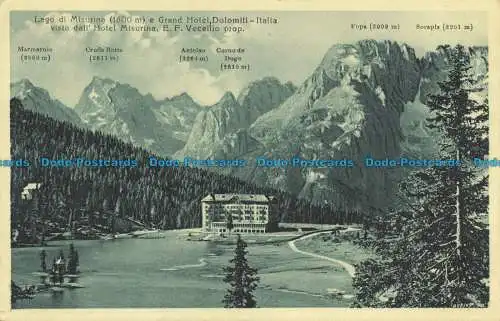 R655389 Misuriner See und Grand Hotel Dolomiten. Italien Blick vom Hotel Misurin