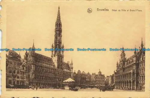 R658635 Brüssel. Rathaus und Grand Place. Nels. Ern. Thill