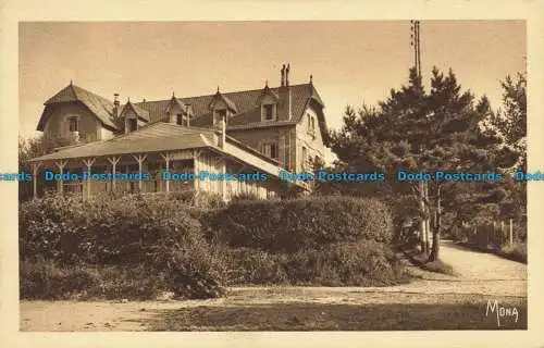 R658730 Hotel auf der Terrasse. Varengeville Strand. Mona