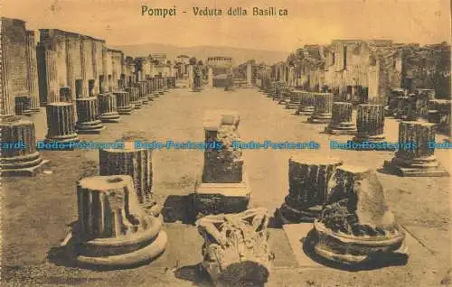 R660055 Pompei. Blick auf die Basilika