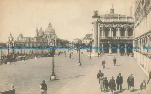 R660868 Venedig. Pier. Postkarte