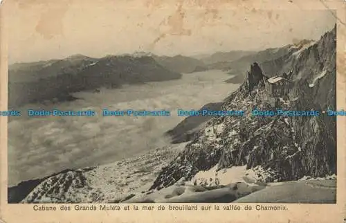 R661544 Hütte der großen Maultiere und das Nebelmeer im Vallee de Chamon