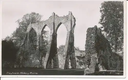 PC35238 Bayham Abbey Ruins. Die Brunnen. RP