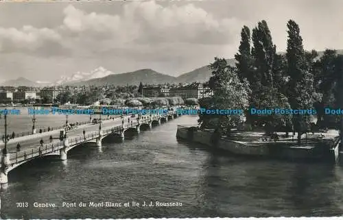 R030067 Geneve. Pont du Mont Blanc et Ile J. J. Rousseau. Jaeger. 1955